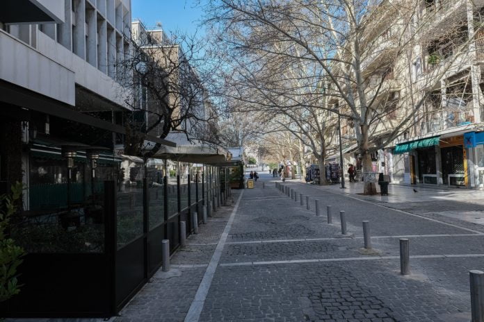 Πως θα ανοίξουν mall, εστιατόρια, μπαρ και καφετέριες στις 18 και 25 Μαΐου - Οι νέοι κανόνες