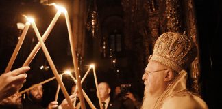 Ανάσταση 2020: Στις εκκλησίες το βράδυ της Τρίτης για το «Χριστός Ανέστη»