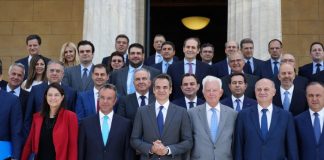 Ανασχηματισμός: Ο Μητσοτάκης αλλάζει υπουργούς - Ποιοι είναι οι υποψήφιοι