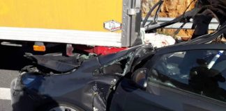 Τροχαίο στο Μαρούσι - Ανετράπη αυτοκίνητο στην λεωφόρο Κηφισίας