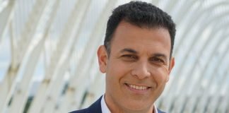 Επίθεση του Γιώργου Καραμέρου στον Θεόδωρο Αμπατζόγλου