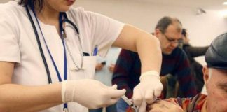 Κορονοϊός: Τι πρέπει να κάνουν όλοι οι Έλληνες λίγα λεπτά πριν τον εμβολιασμό