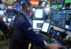 Μεικτά πρόσημα στη Wall Street