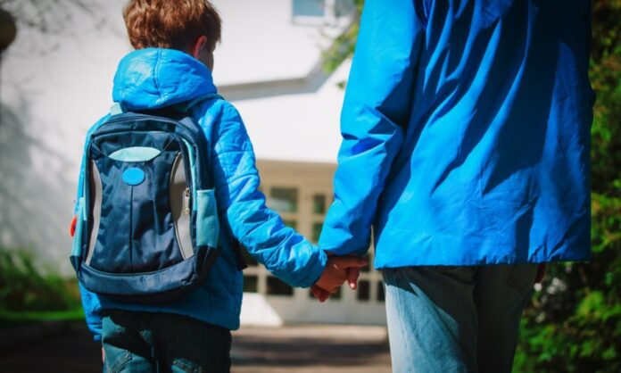 Άδεια σχολικής παρακολούθησης: Πόσες ημέρες δικαιούνται οι γονείς