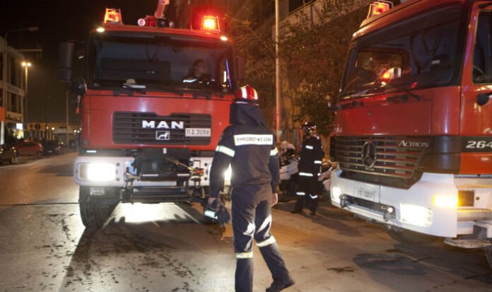 pirkagia-marousi Μαρούσι – Μεγάλη πυρκαγιά σε εστιατόριο κοντά σε σπίτια