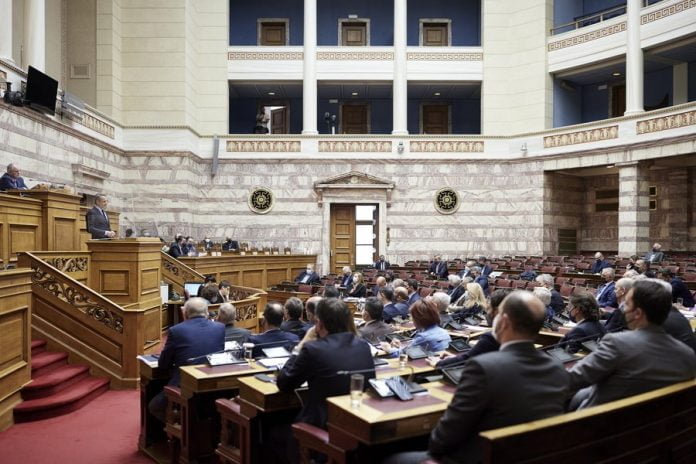ΜητσοτάκηςΒουλή
