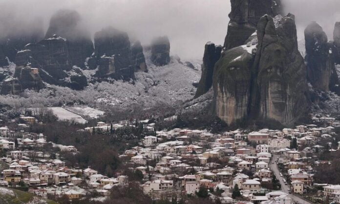 Ntuthikan-1513211-meteora-xionia.jpg