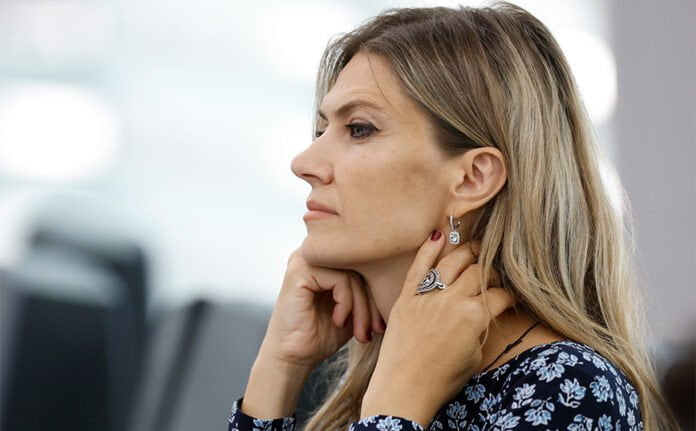 Εύα Καϊλή: Υπό την απειλή ότι θα ξαναοδηγηθεί στη φυλακή,