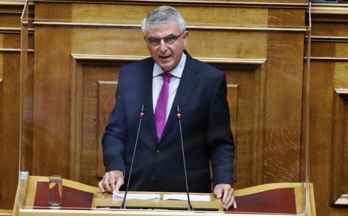 Τσακλόγλου-Πώς-θα-γεφυρωθεί-το-χάσμα-στις-αμοιβές-μεταξύ-των.jpg