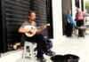 Θεσσαλονίκη: Θρίλερ με την εξαφάνιση του «ρεμπέτη της Αριστοτέλους» – Νεκρός βρέθηκε ο σκύλος του
