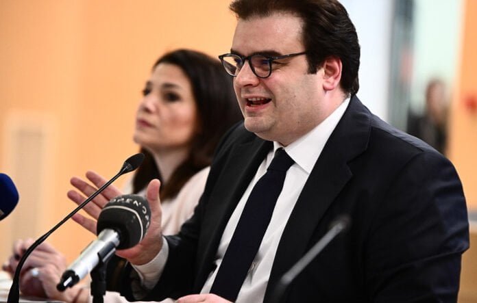 Πιερρακάκης: Ο Γαβρόγλου το 2018 είχε φέρει διάταξη εκτός της