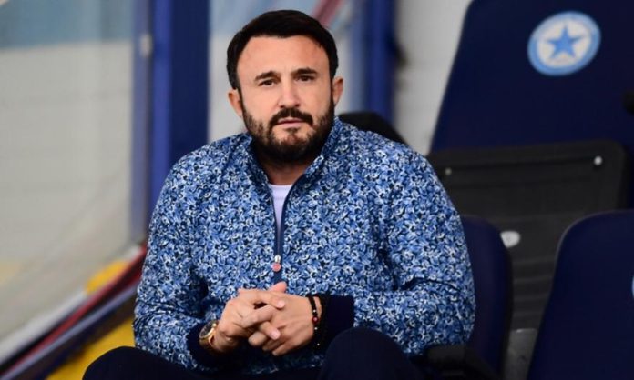 15_56_06_karypidis_154423.jpg