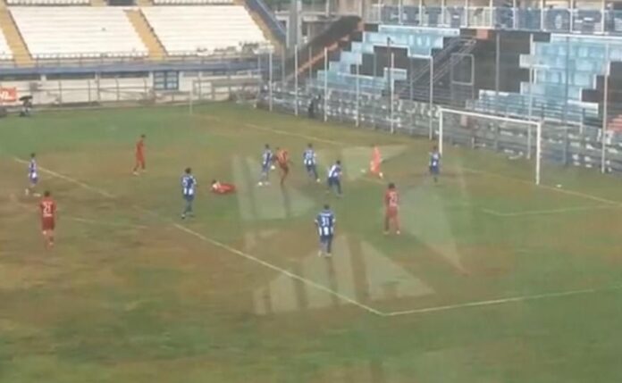 2025-10-19-19-12-17-aigaleo_penalty_panionios_183806.jpg