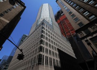 Αμερικανικές τράπεζες: Ρεκόρ 33 δισ. δολ. σε επαναγορές μετοχών το α' τρίμηνο