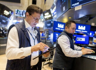 Ομόλογα και Ιράν πίεσαν τη Wall Street – Τρίτη σερί πτώση για τον S&P 500