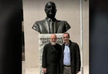 Στη Δερβιτσάνη ο Δημητριάδης: ιδιωτική επίσκεψη ⁠στο άγαλμα του παππού του, συνοδεία του Έντι Ράμα