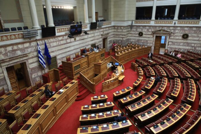 Υπερψηφίστηκε στη Βουλή το νομοσχέδιο για τις νέες ψηφιακές υπηρεσίες