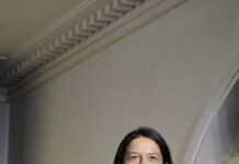 Επιτυχία Βιβλίου «Από το Α ως το Ω»: Ένα Ταξίδι Λέξεων στη Βίλα Μπότση