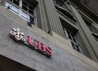 Ελβετία: Νέοι, αυστηρότεροι κανόνες για μπόνους τραπεζών