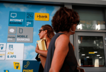 Τράπεζες: €2,4 δισ. κέρδη με πλάτη τους πολίτες και ασυλία από την ΤτΕ