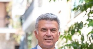 Δήμαρχος Ν. Ιωνίας απαντά σε Λατινοπούλου για την Παλαιστινιακή σημαία