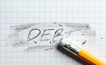 Ελλάδα: Σβήνει χρέος 12,84 δισ. ευρώ – Τέλος στο 1ο Μνημόνιο το 2029
