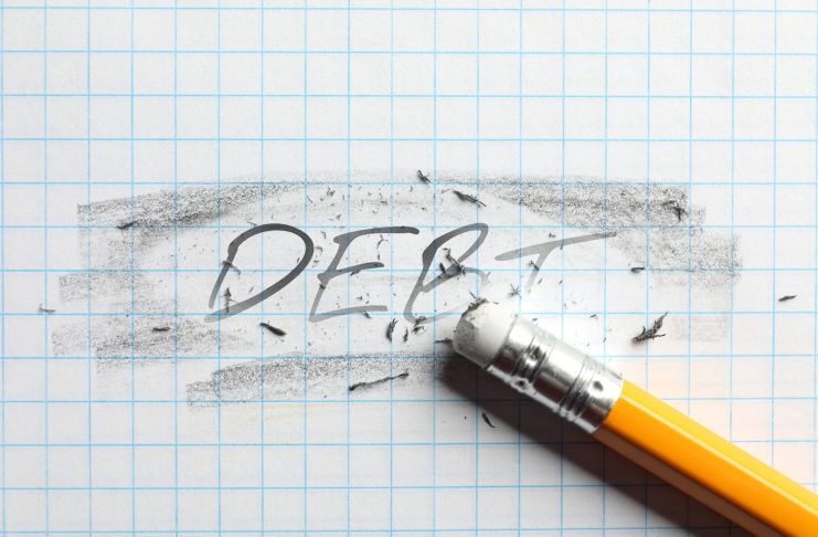 Ελλάδα: Σβήνει χρέος 12,84 δισ. ευρώ – Τέλος στο 1ο Μνημόνιο το 2029