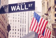 Wall Street: Η OpenAI «τραβάει» τις τεχνολογικές μετοχές – Βαριές απώλειες για τον Nasdaq