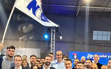 Γρηγόρης Δημητριάδης: Παρών στην εκδήλωση της ΝΔ – Η θερμή υποδοχή και τα πολλά τετ α τετ